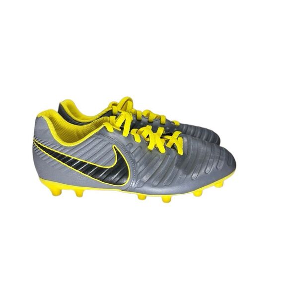 NIKE Tiempo Soccer Cleats SIZE 5.5 YOUTH GRAY/YELLOW AO2300-070 Football - Picture 1 of 8